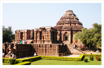 Bhubaneswar - Dhauli - Pipli - Konark - Puri (70 kms) Bhubaneswar - Dhauli - Pipli - Konark - Puri (70 kms)